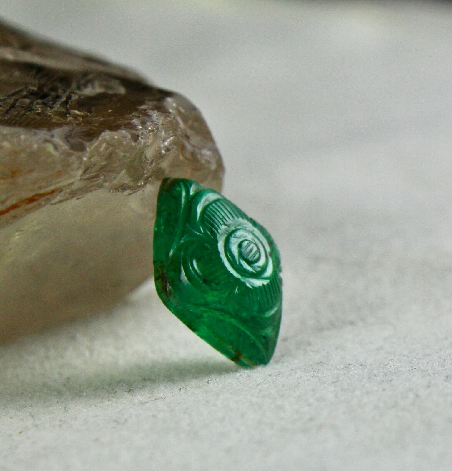 GTL CERTIFIED NATURAL ZAMBIAN EMERALD CARVED 6.25 CTS GEMSTONE FOR PENDANT RING