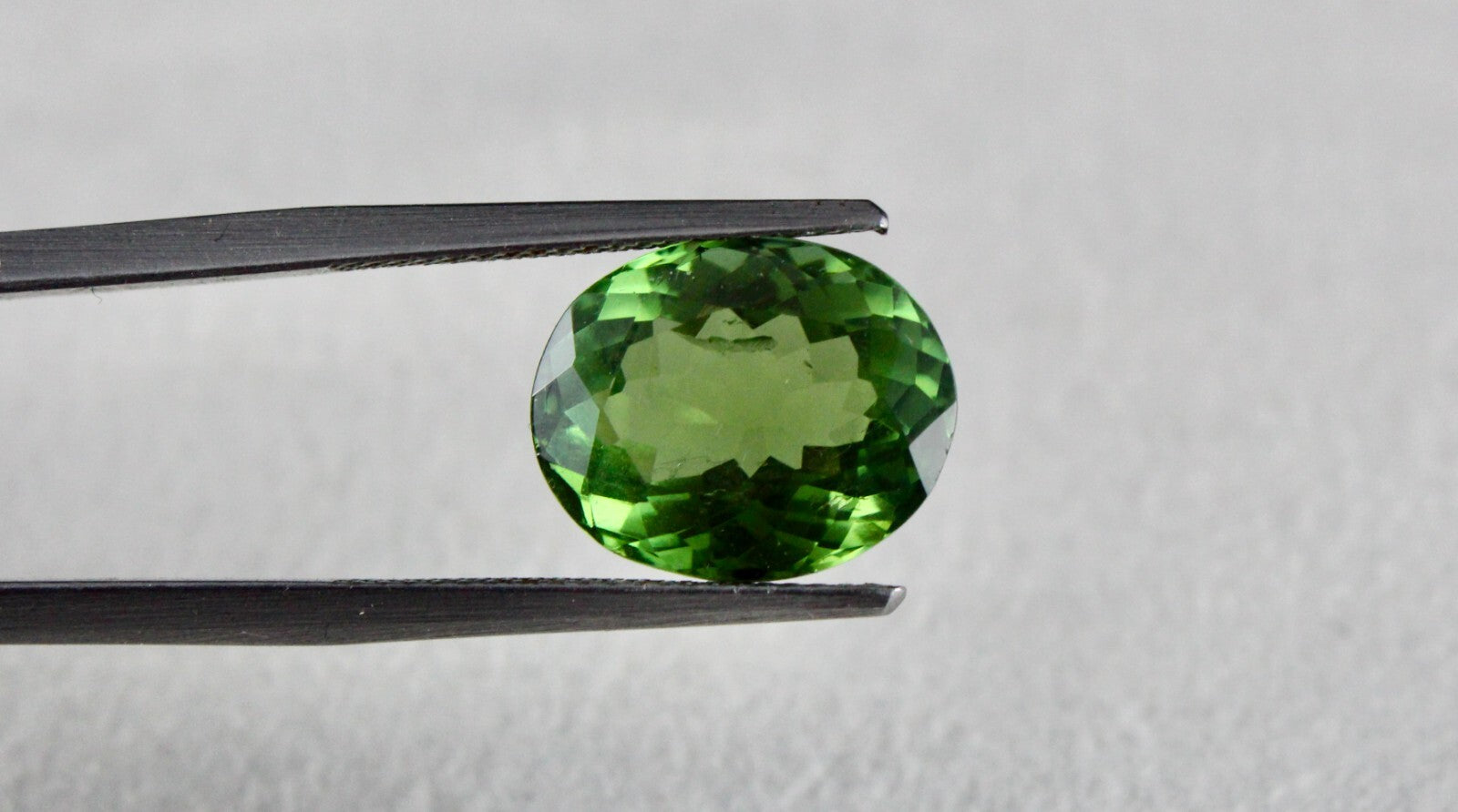 Certified Natural Green Chrome Tourmaline 7.31 Ct Oval Gemstone Ring Pendant