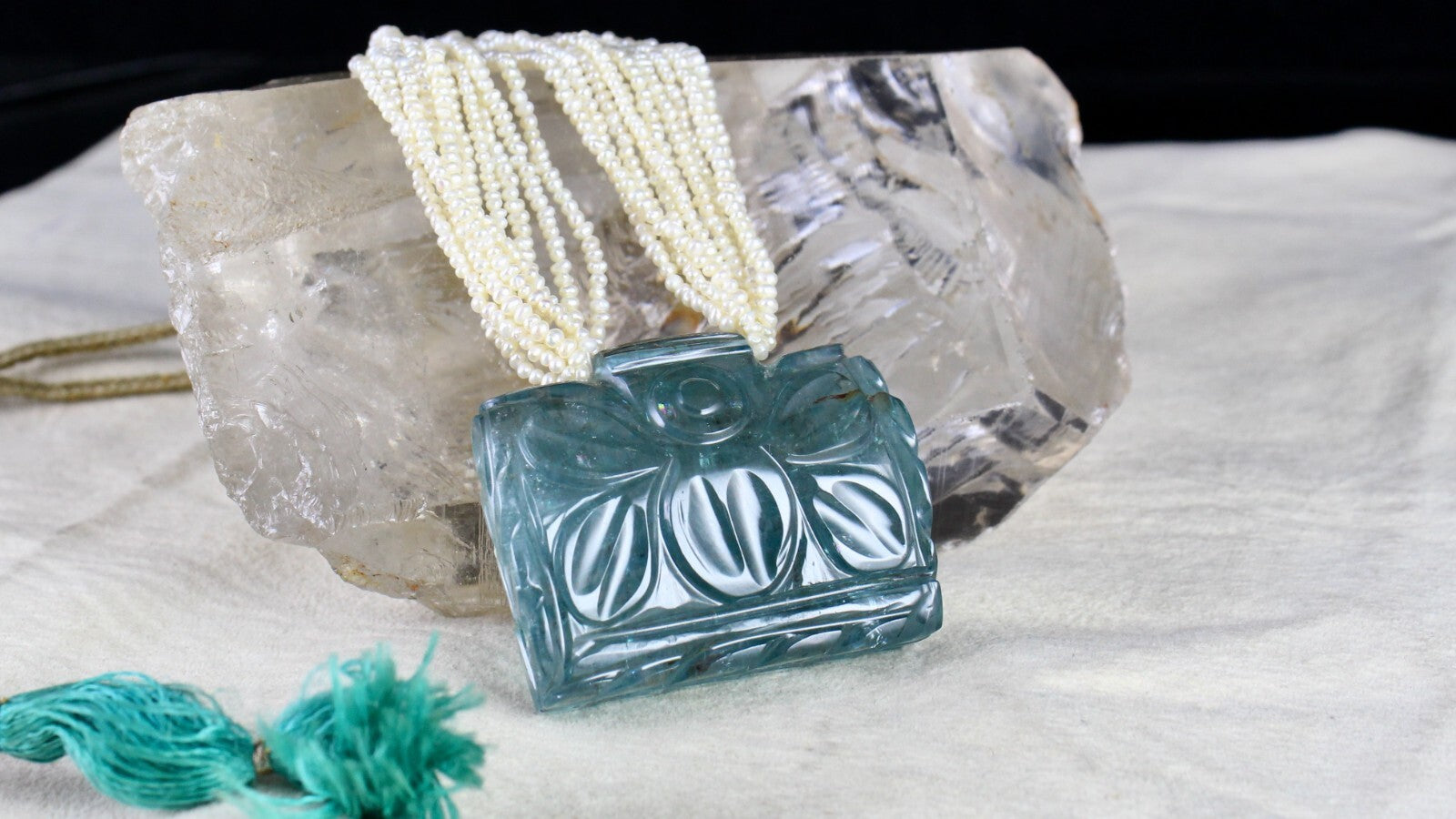 Certified Natural Blue Aquamarine 176.20 Ct Pearl Antique Necklace For Women