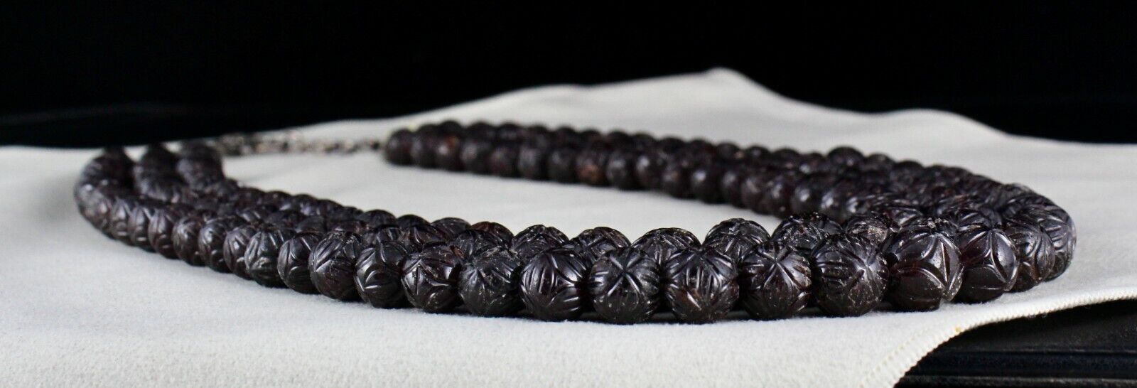 NATURAL RED GARNET CARVED BEADS 3 LINE 1686 CARATS GEMSTONE OLD SILVER NECKLACE