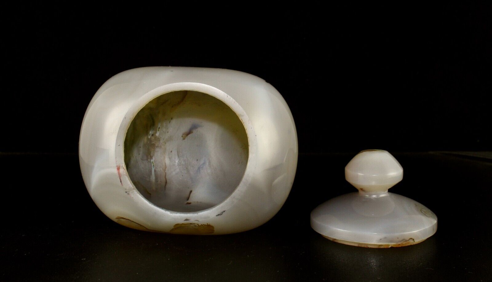 HAND CRAFTED 5" NATURAL CHALCEDONY 2806 CTS GEMSTONE CARVED POT FOR HOME DECOR