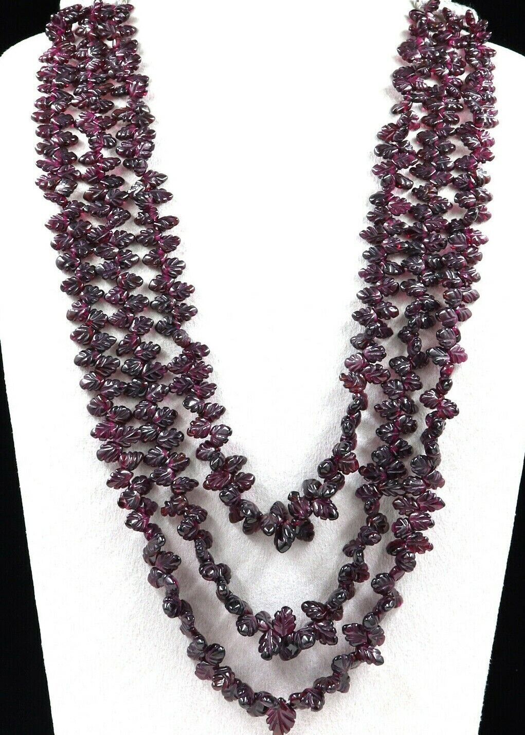 NATURAL RED GARNET BEADS CARVED LEAVES 3 LINE 820 CARATS GEMSTONE NECKLACE