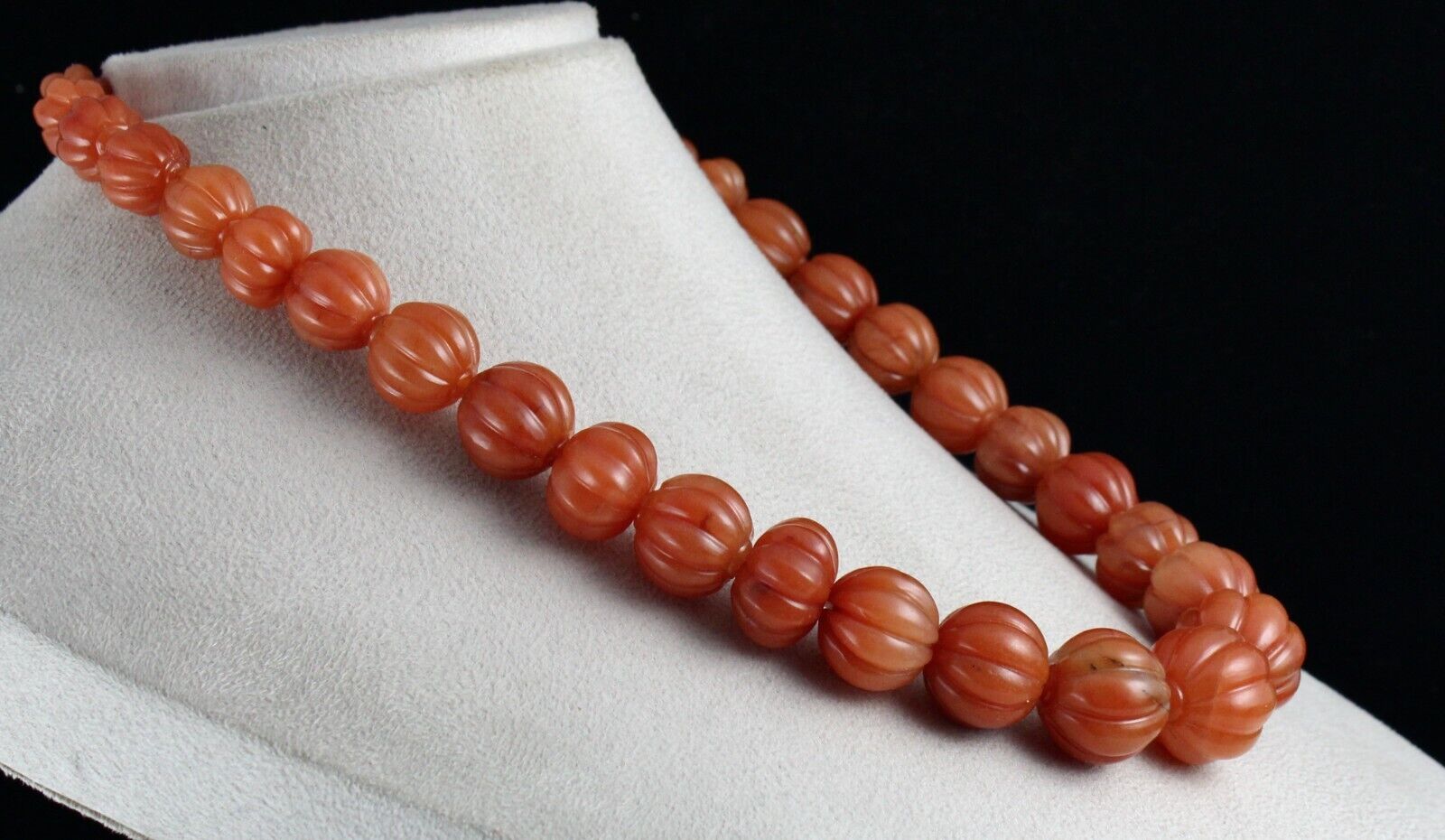 Natural Orange Quartz Carved Melon Beaded Necklace 960 Carats Stone Silver Clasp