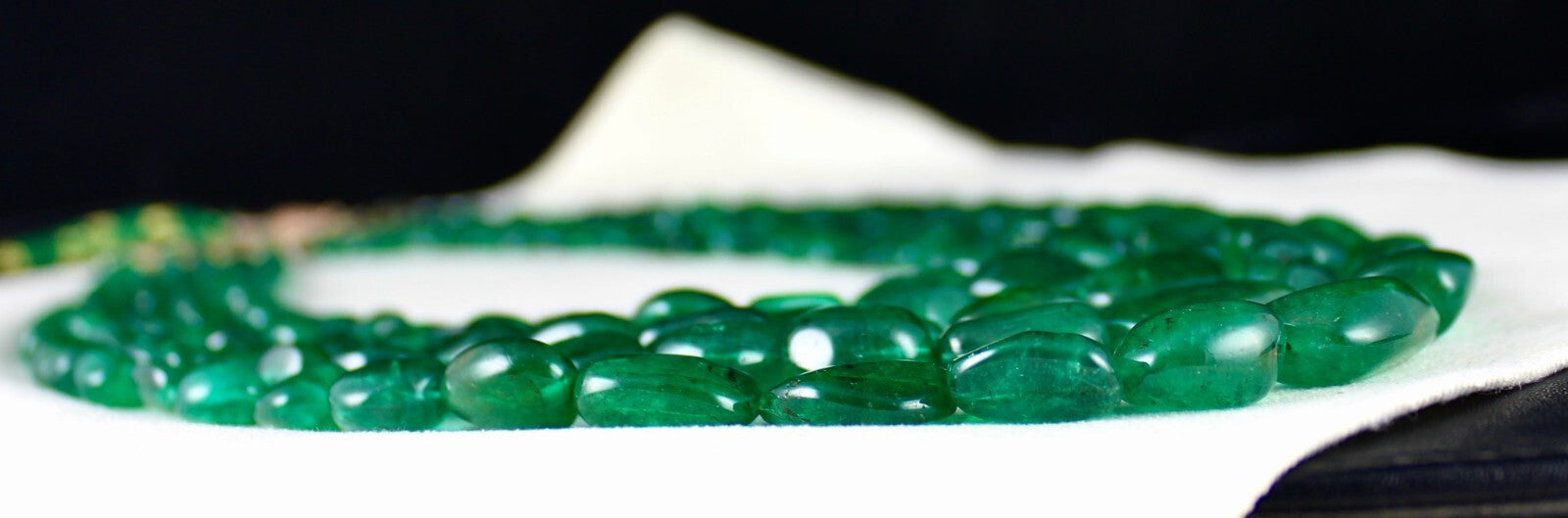 Certified Natural Zambian Emerald Beads Cabochon 1250ct Gemstone Necklace