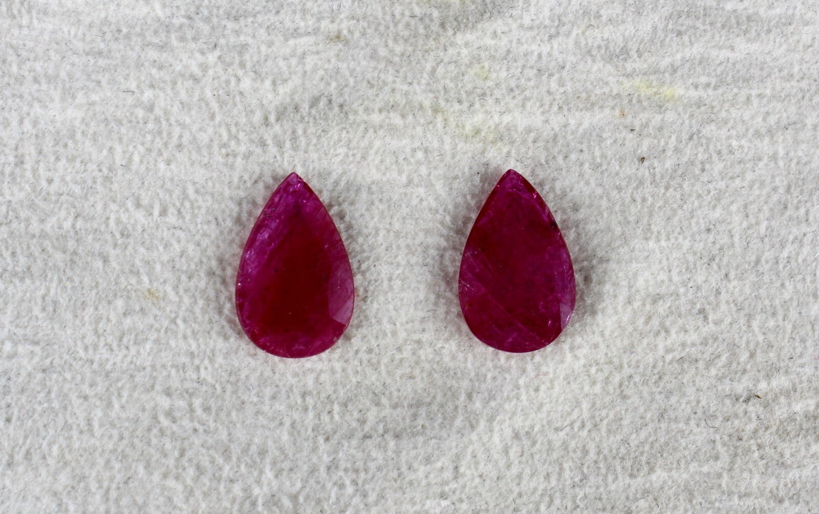Natural Ruby Pear Cut 5.16 Ct Mozambique Noheat Gemstone Pair Earrings Certified