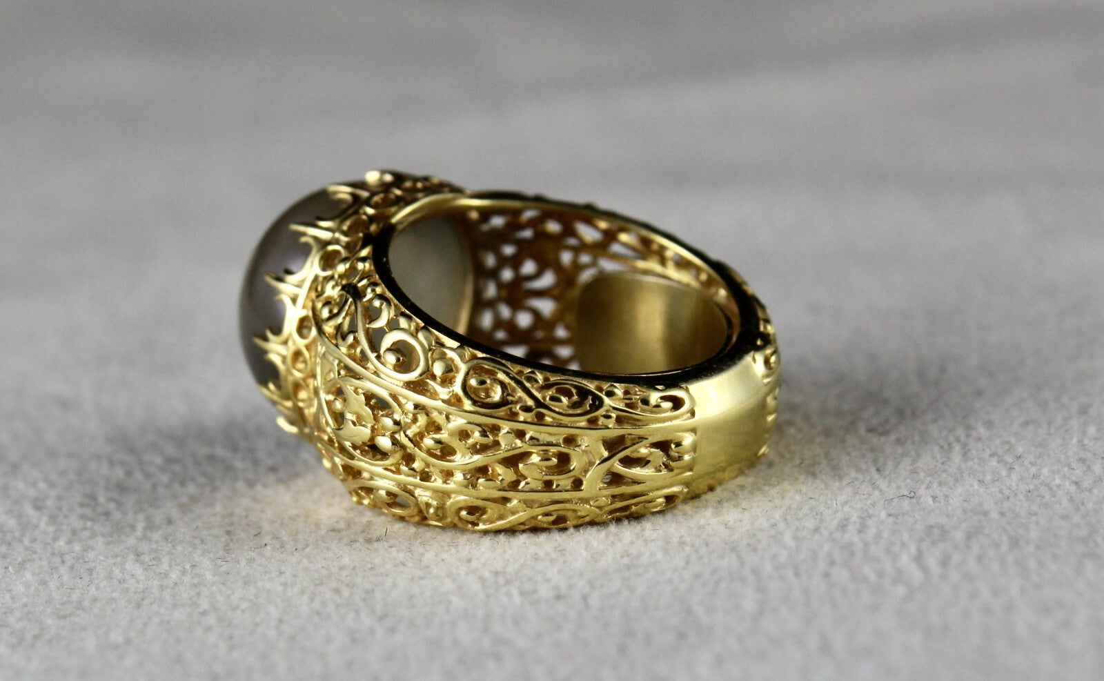 Natural Moonstone 109 Ct Cabochon Carved 925 Sterling Silver Ring Design