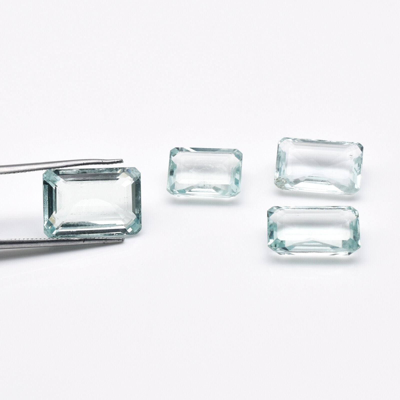 Natural Blue Aquamarine Octagon Cut Gemstone 21.93 Ct Earring Pendant Designing
