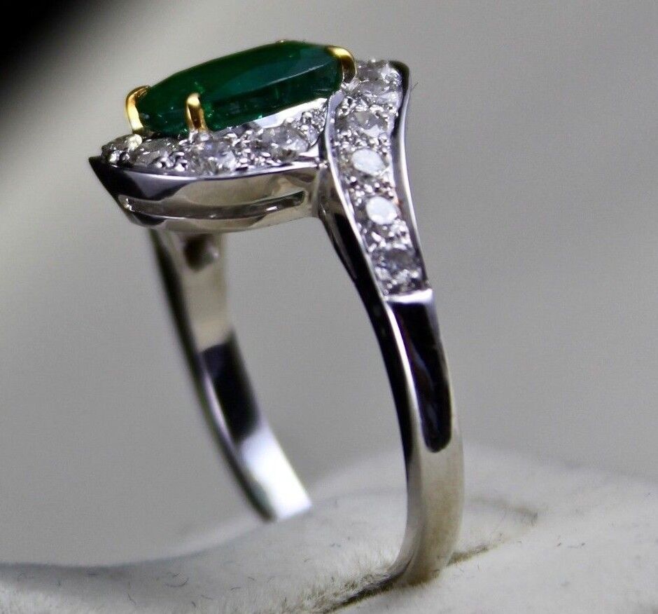 NATURAL ZAMBIAN EMERALD OVAL 1.50 CARATS GEMSTONE DIAMOND 18K GOLD LADIES RING