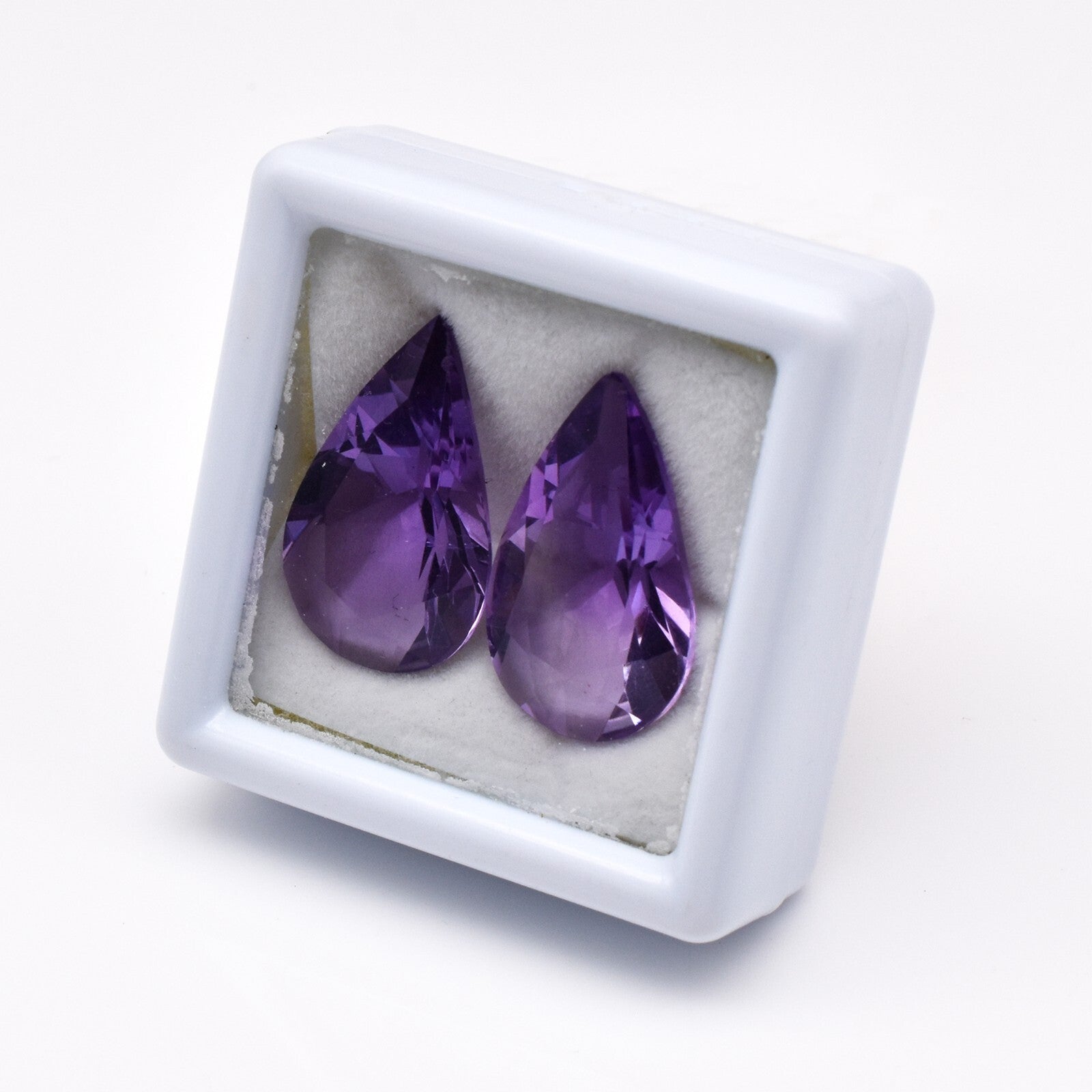 Natural Amethyst Pear Cut Loose Gemstone Pair 26.04ct For Designing Earrings
