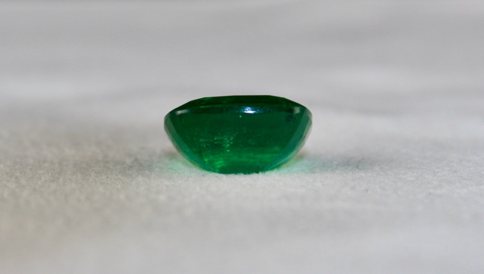 Certified Natural Emerald 16.69 Ct Cushion Cut Loose Gemstone for Ring Pendant