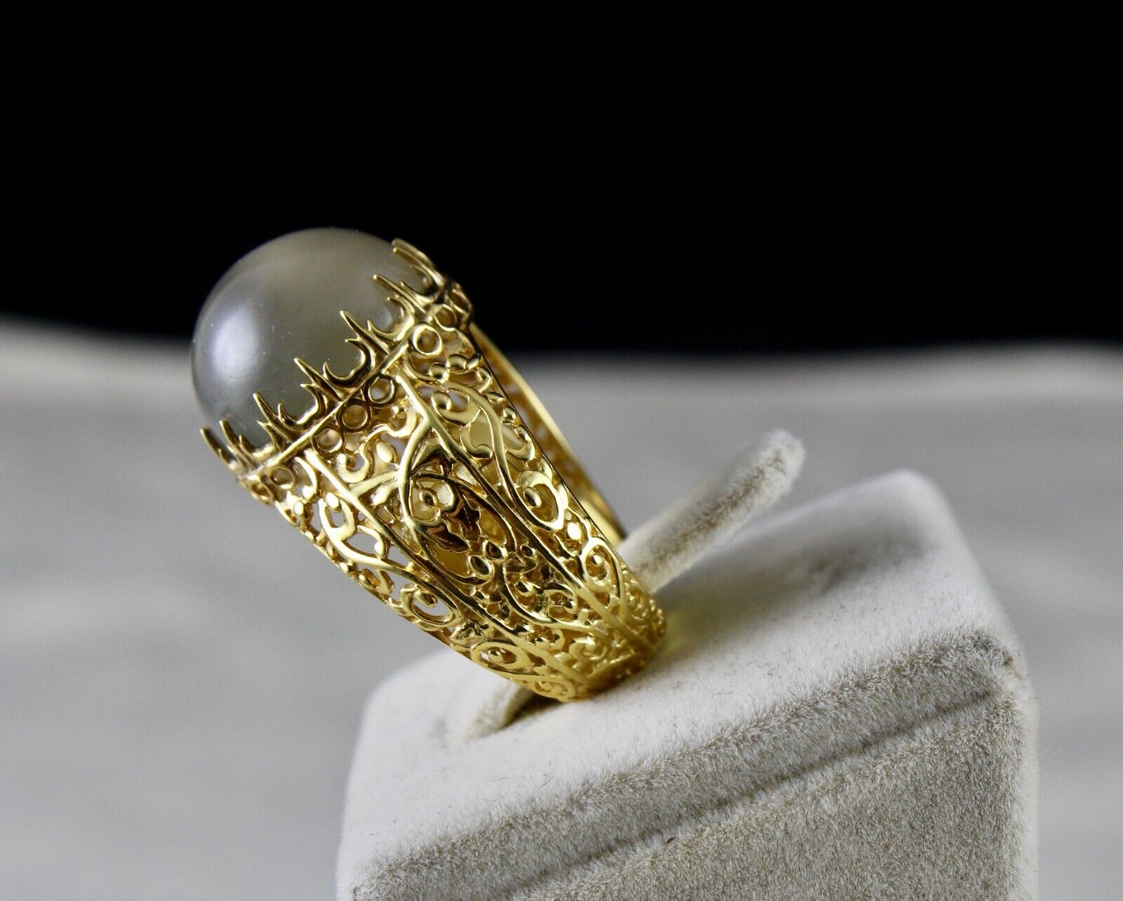 NATURAL MOONSTONE CABOCHON CARVED 925 STERLING SILVER FINE DESIGN GEMSTONE RING