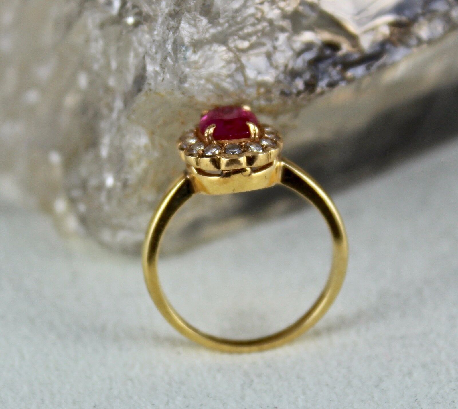 NATURAL HEATED RUBY OVAL 1.55 CTS GEMSTONE DIAMOND CUT LADIES RING IN 18K GOLD