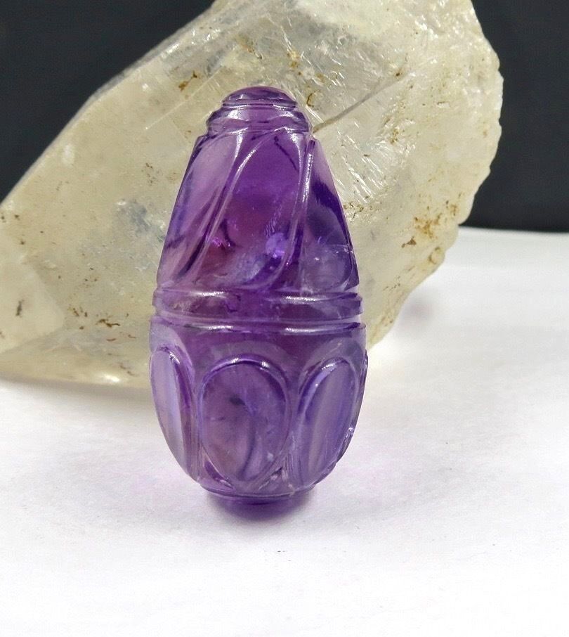 NATURAL AMETHYST CARVED GEMSTONE 37 MM 90 CARATS TEARDROP FOR HANGING IN PENDANT