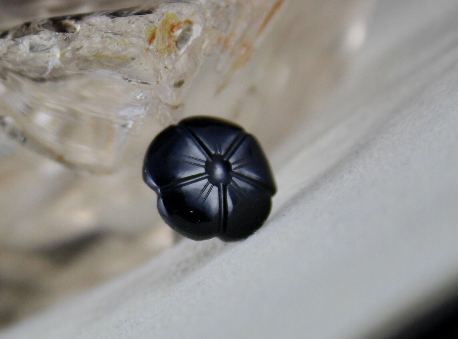NATURAL BLACK ONYX CARVED FLOWER 15 PCS 63 CTS GEMSTONE RING PENDANT EARRING SET