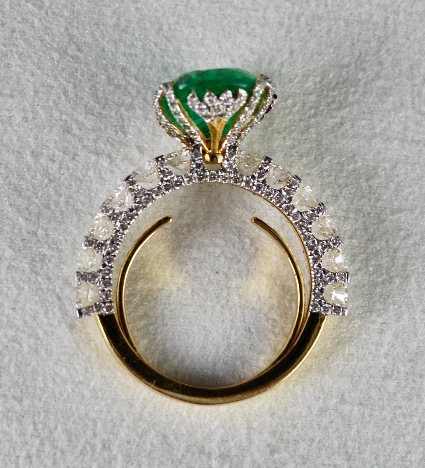 Certified Natural Emerald Heart Cut 27.4ct Diamond 18k Gold Cocktail Ring