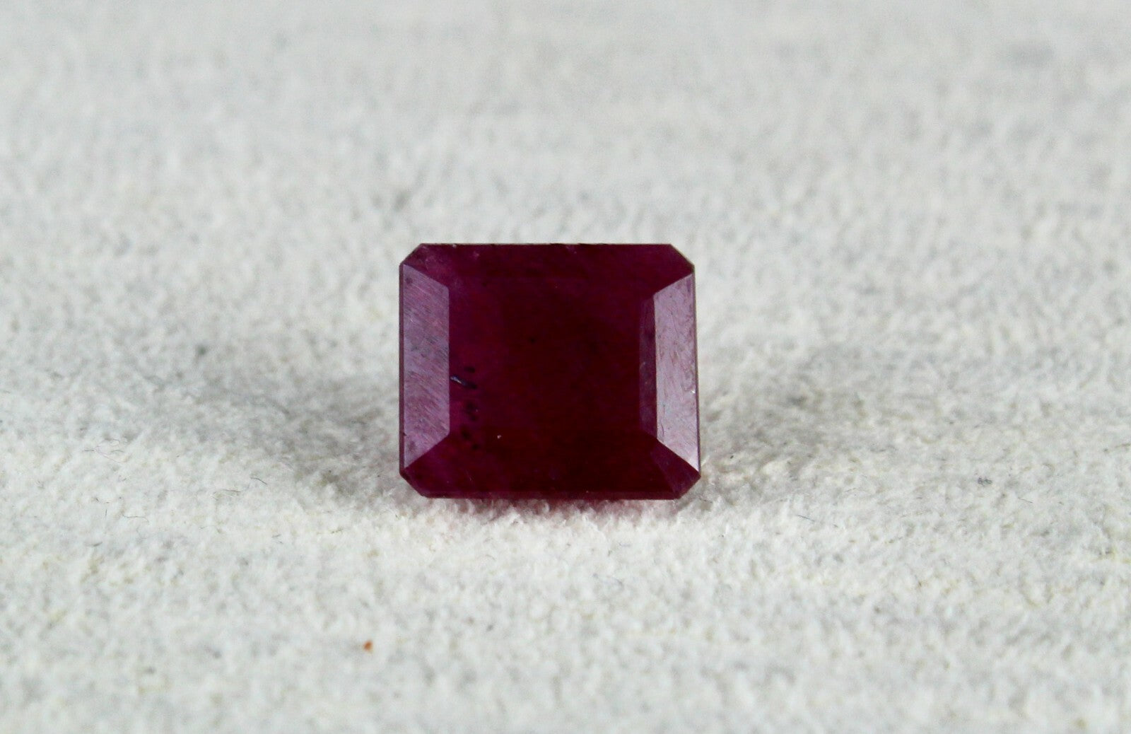 Natural Red Untreated Ruby 5.17 Ct Octagon Cut Gemstone Ring Pendant