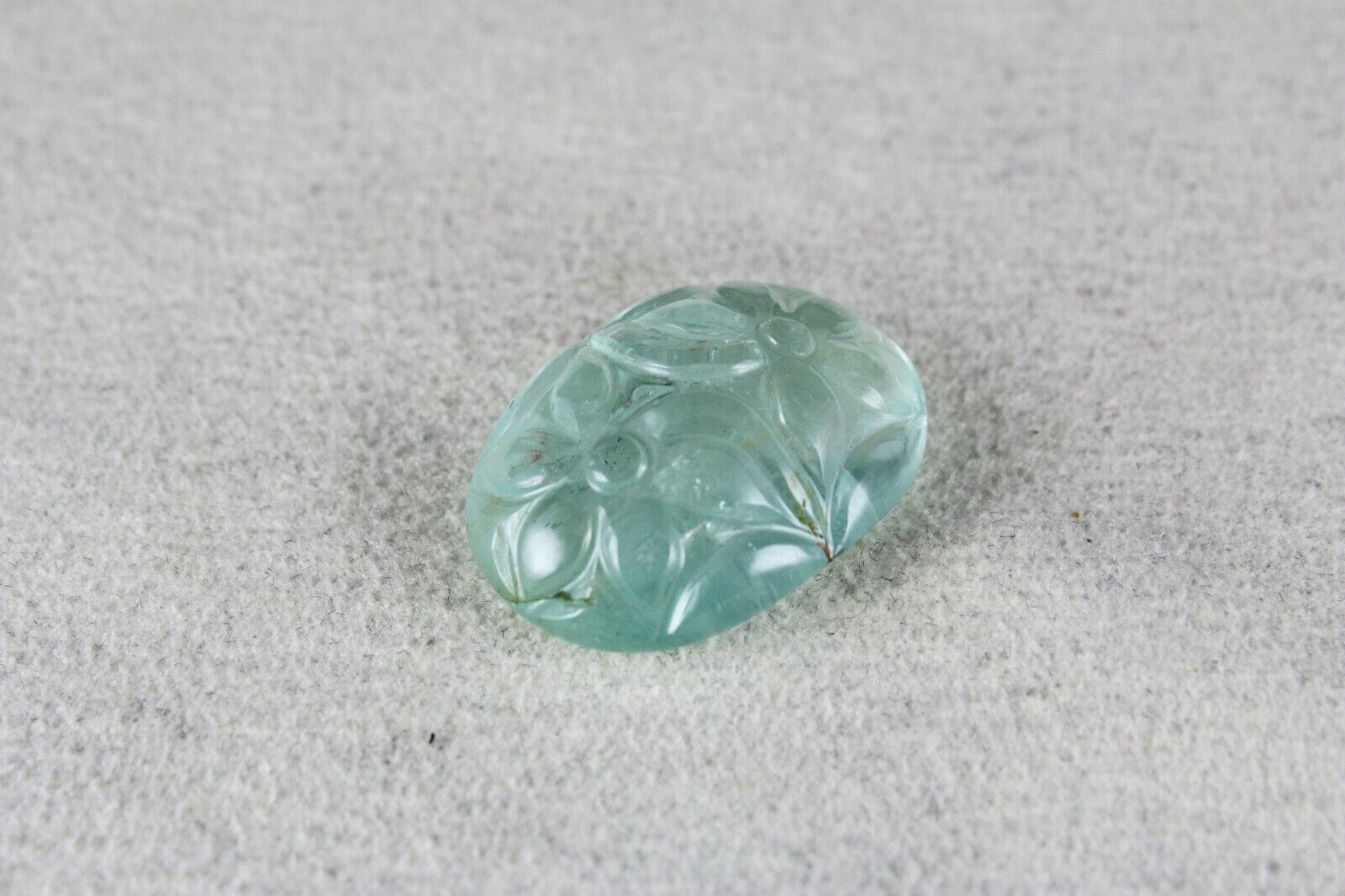 NATURAL BLUE AQUAMARINE CARVED OVAL 25.69 CTS GEMSTONE RING PENDANT DESIGNING