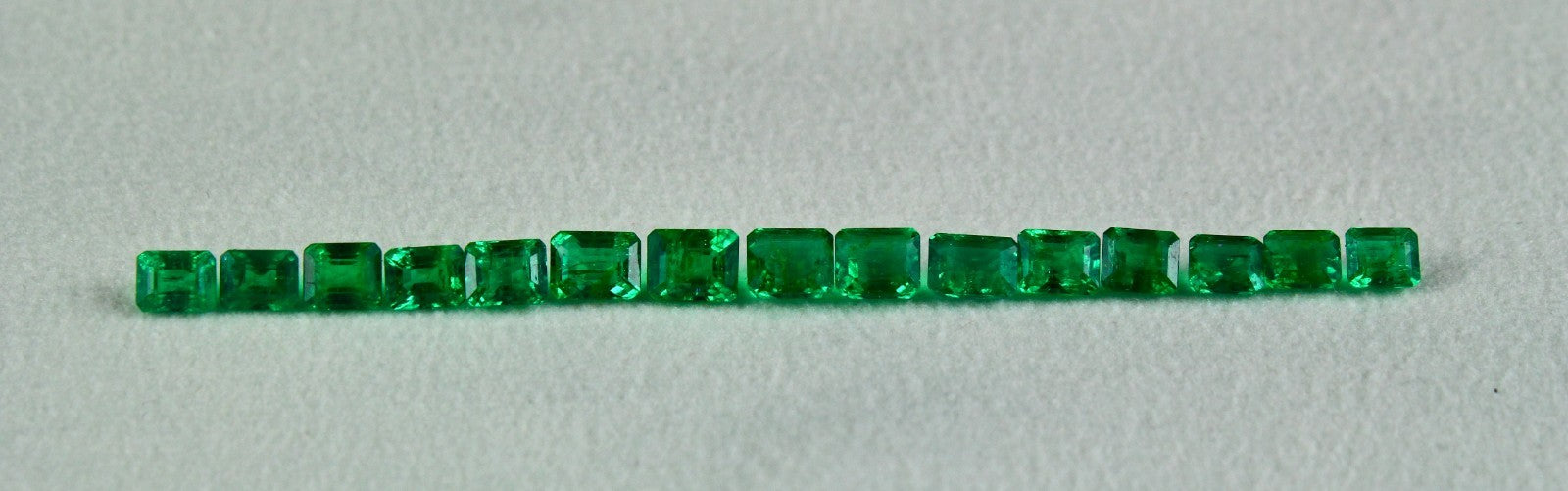 Certified Natural Emerald Octagon 15 Pc 8.52 Ct Gemstone Bracelet Set