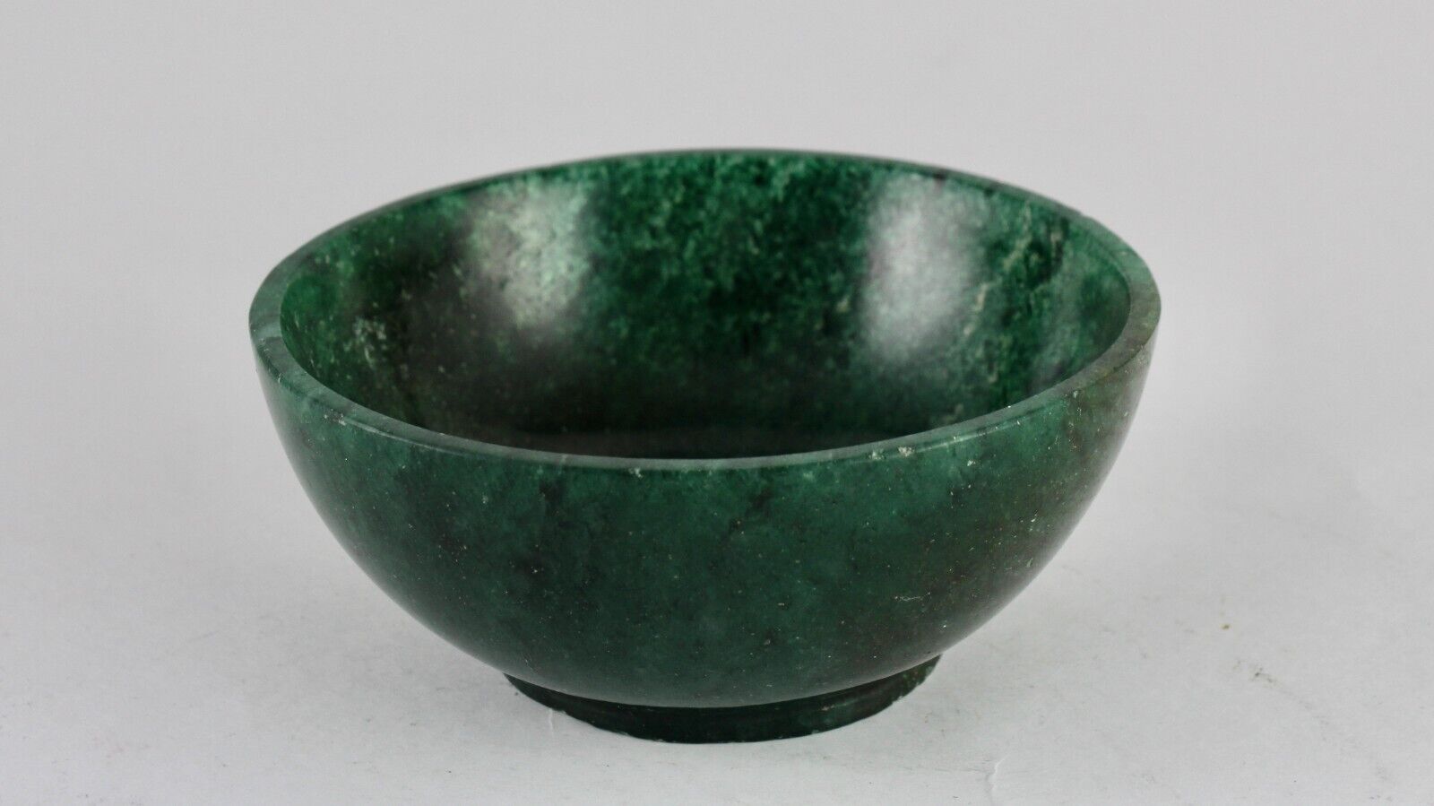 NATURAL GREEN QUARTZ 4 INCH 1325 CARATS CARVED ROUND BOWL FOR HOME DECOR