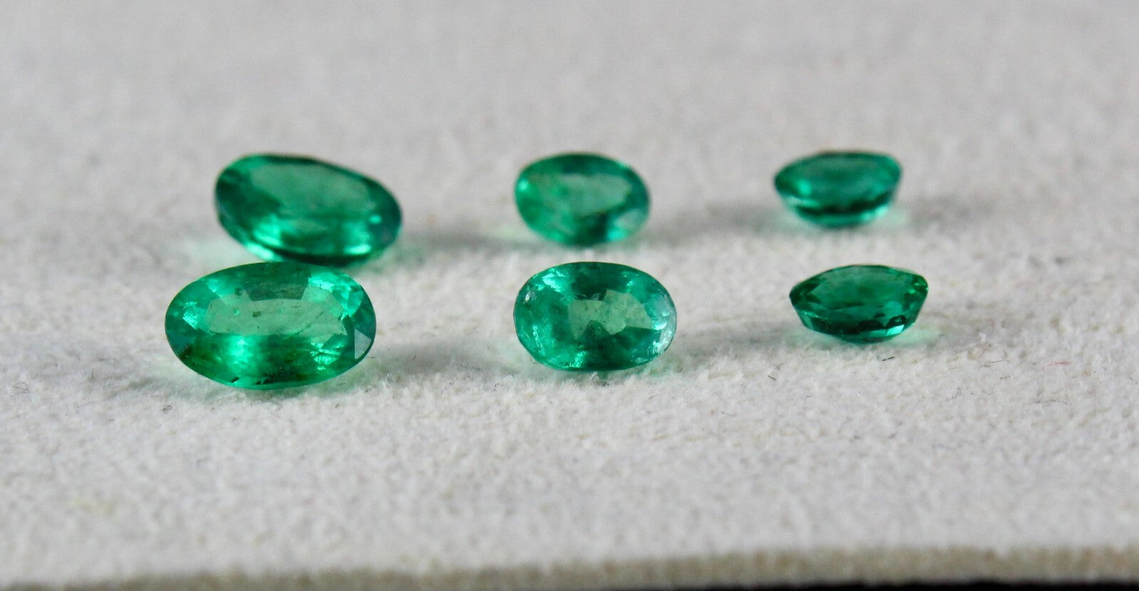 Natural Zambia Emerald 6 Pcs 3.08 Cts Oval Cut Loose Gemstone Certified Earrings