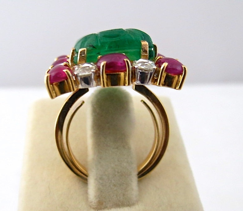 Certified Vintage Emerald 10ct Carved Burma Ruby Natural Diamond 18k Gold Ring