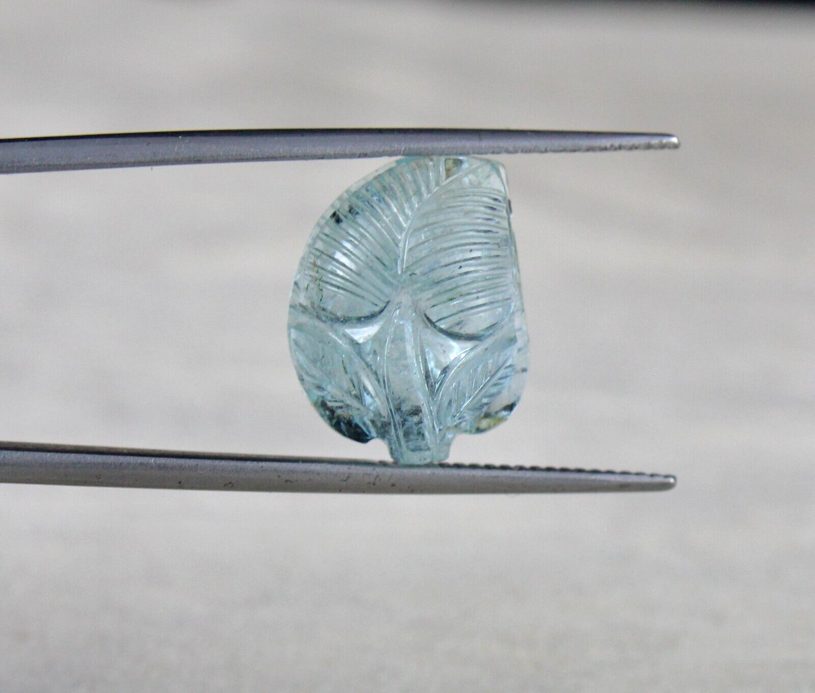 CLASSIC NATURAL BLUE AQUAMARINE CARVED LEAF 12.15 CARATS GEMSTONE PENDANT RING