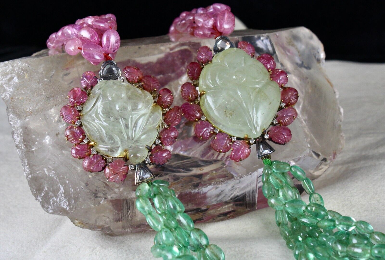 NATURAL COLOMBIAN EMERALD PINK SAPPHIRE BEADS CARVED GEMSTONE 18K GOLD NECKLACE