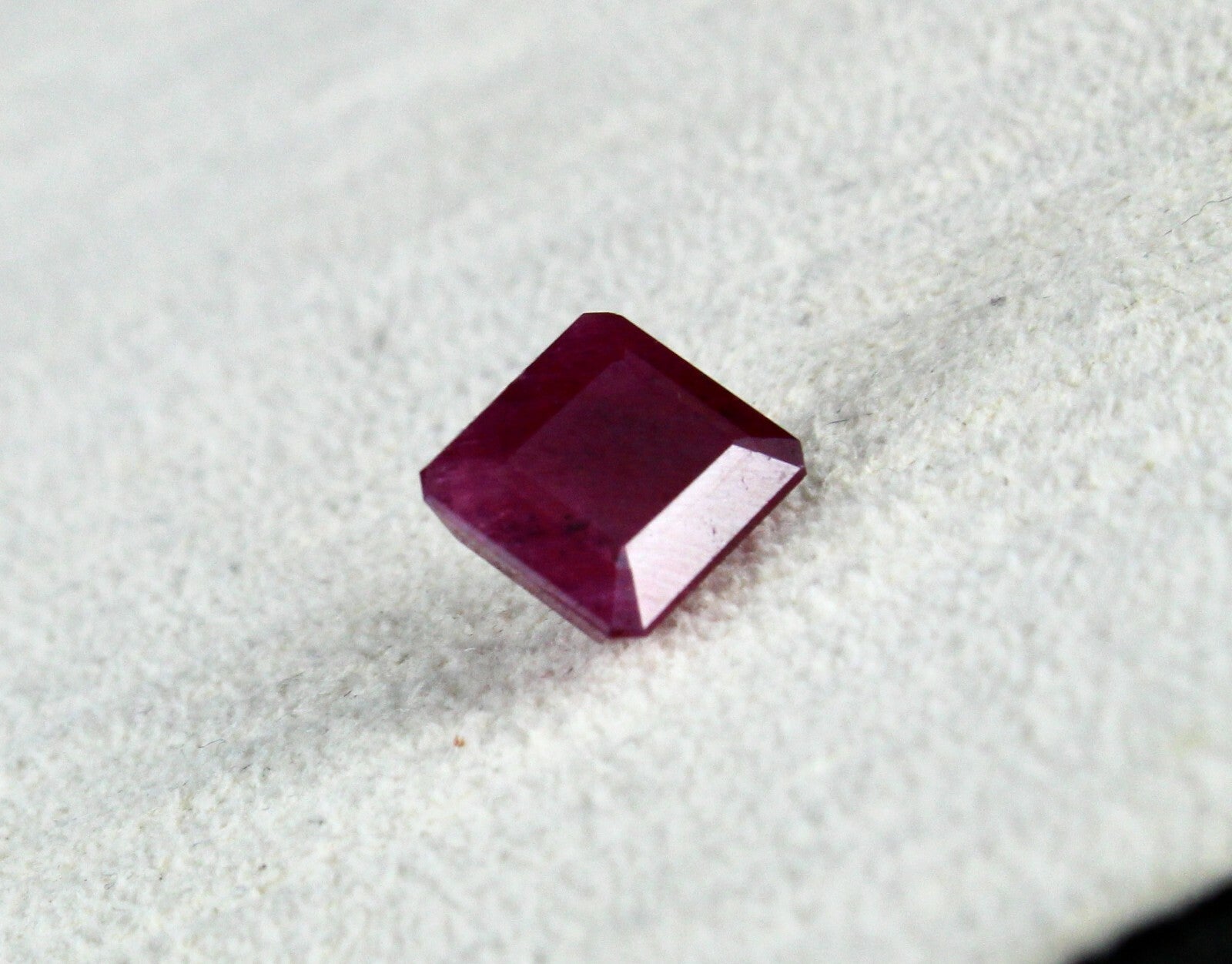 Natural Red Untreated Ruby 5.17 Ct Octagon Cut Gemstone Ring Pendant