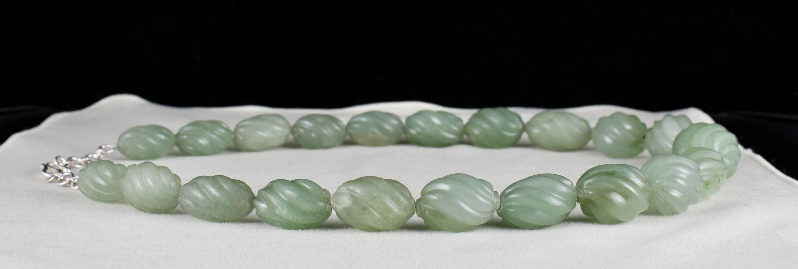 Vintage Natural Aventurine Jade 1006 Ct Oval Beaded Carved Gemstone Necklace