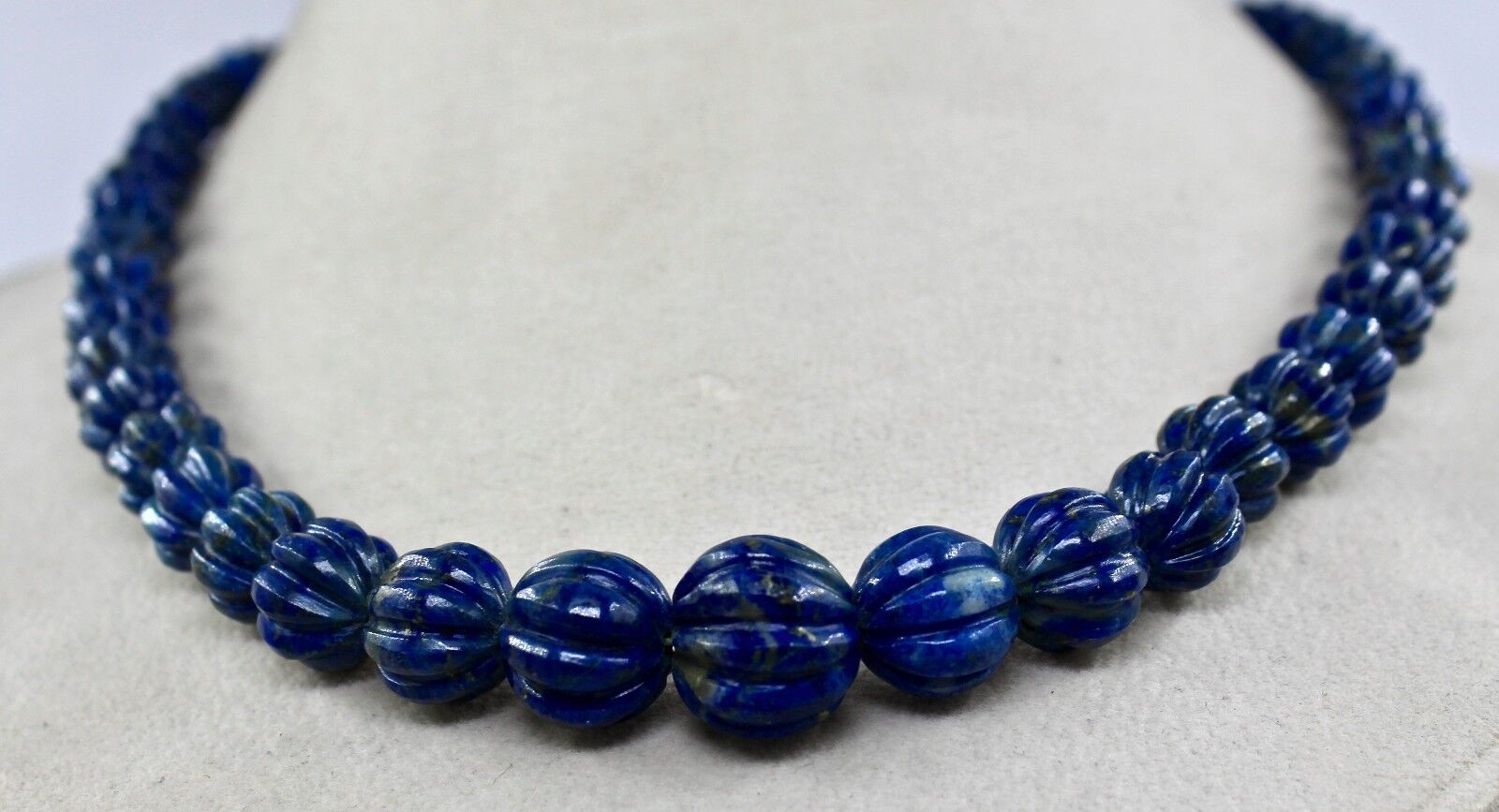 NATURAL BLUE LAPIS LAZULI BEADS CARVED ROUND 1 LINE 390 CTS GEMSTONE NECKLACE