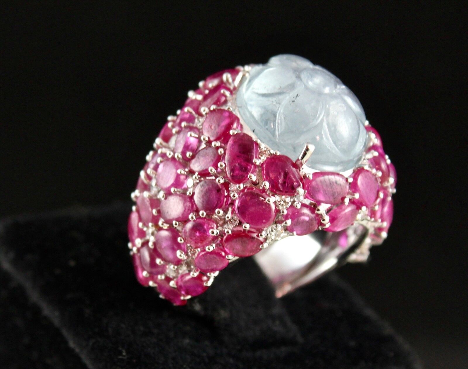 Natural Blue Sapphire Carved Rubies Cabochon Diamond Studded 18k Gold Party Ring