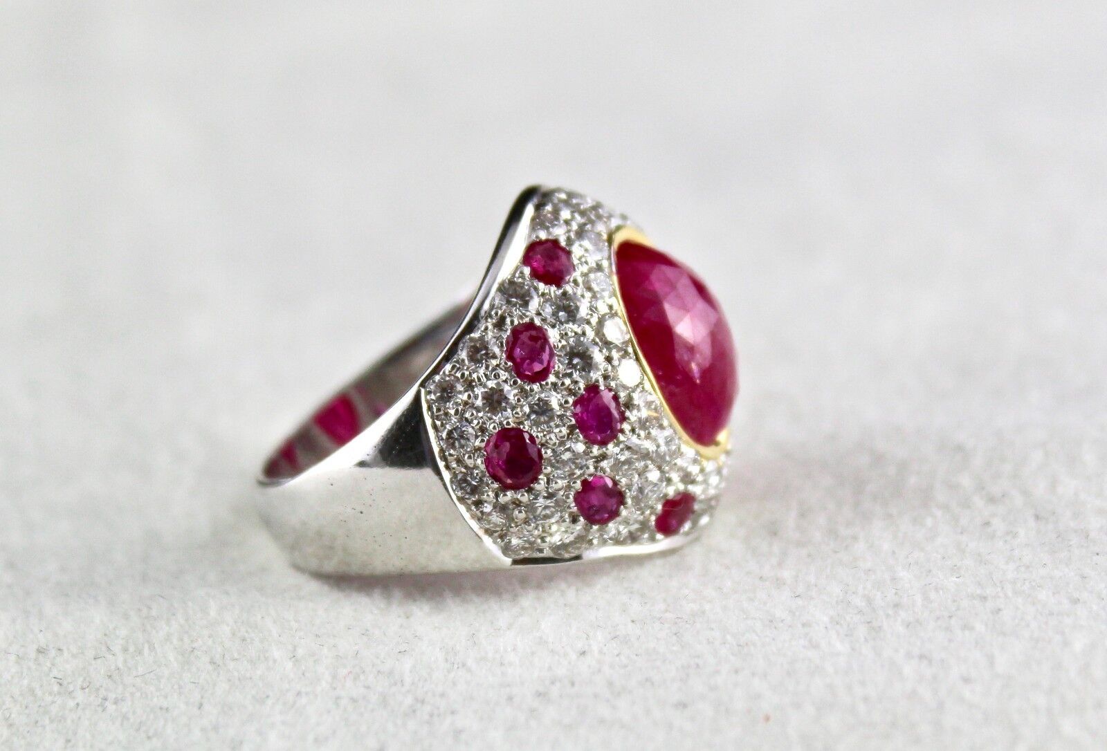 NATURAL NO HEAT BURMESE RUBY CABOCHON WHITE DIAMOND 18K GOLD COLLECTOR RING