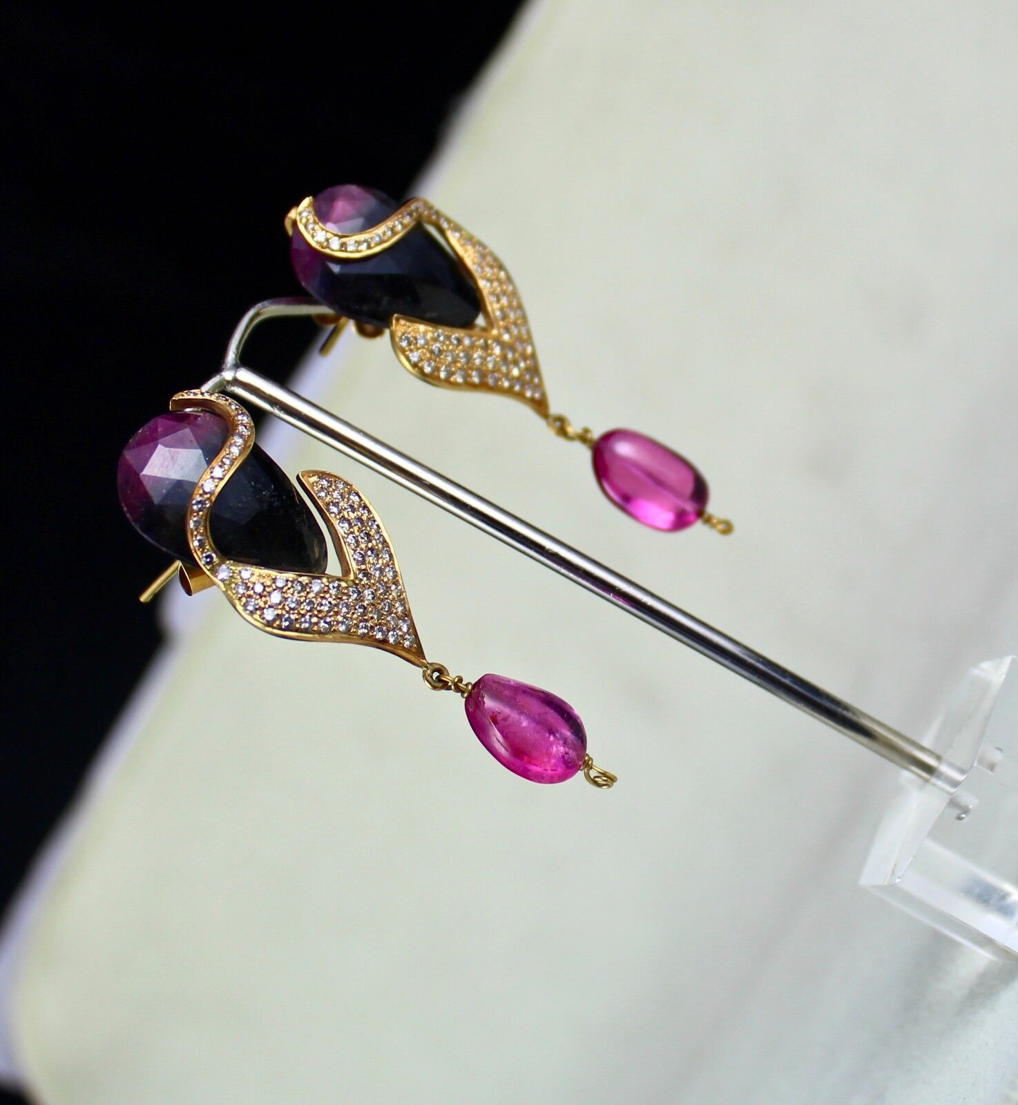 MULTI COLOUR TOURMALINE CABOCHON DIAMOND 18K GOLD PENDANT EARRING NECKLACE SET