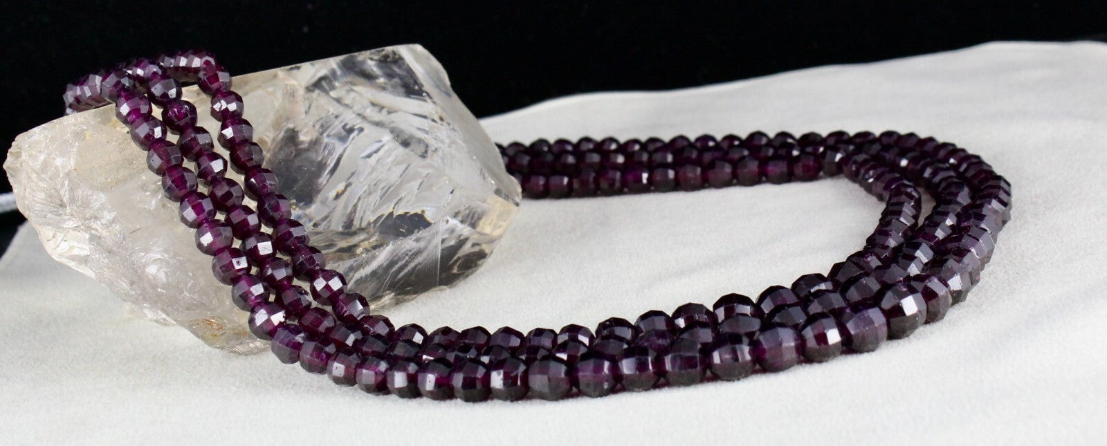 Natural Garnet Round Faceted Beads 867ct Gemstone Ladies Necklace