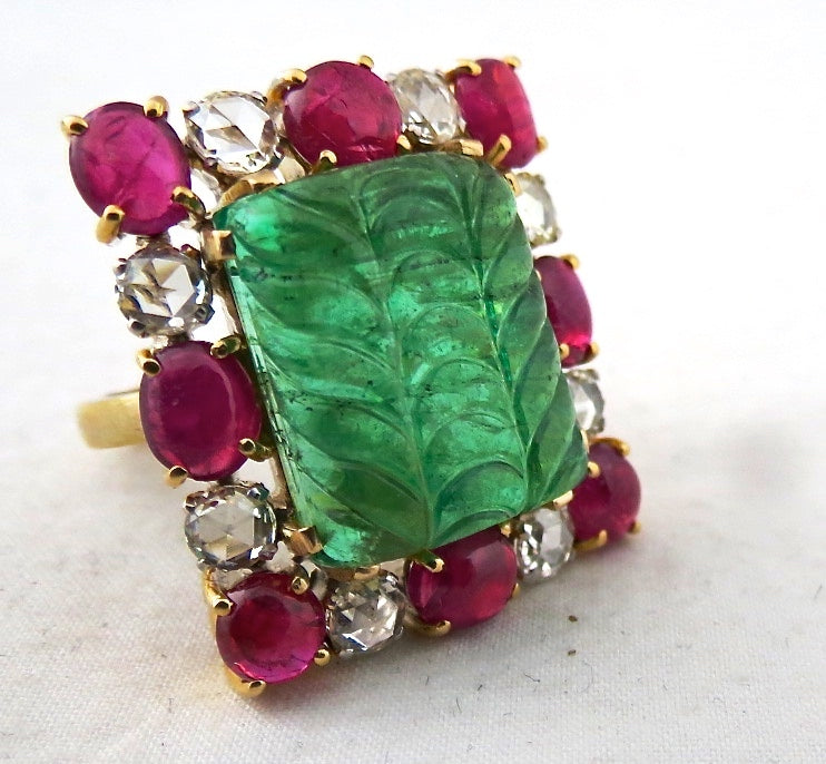 Certified Vintage Emerald 10ct Carved Burma Ruby Natural Diamond 18k Gold Ring
