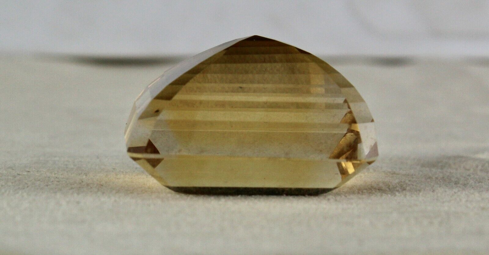 NATURAL CITRINE GOLDEN TOPAZ OCTAGON CUT 32X28 MM 152 CARATS GEMSTONE PENDANT