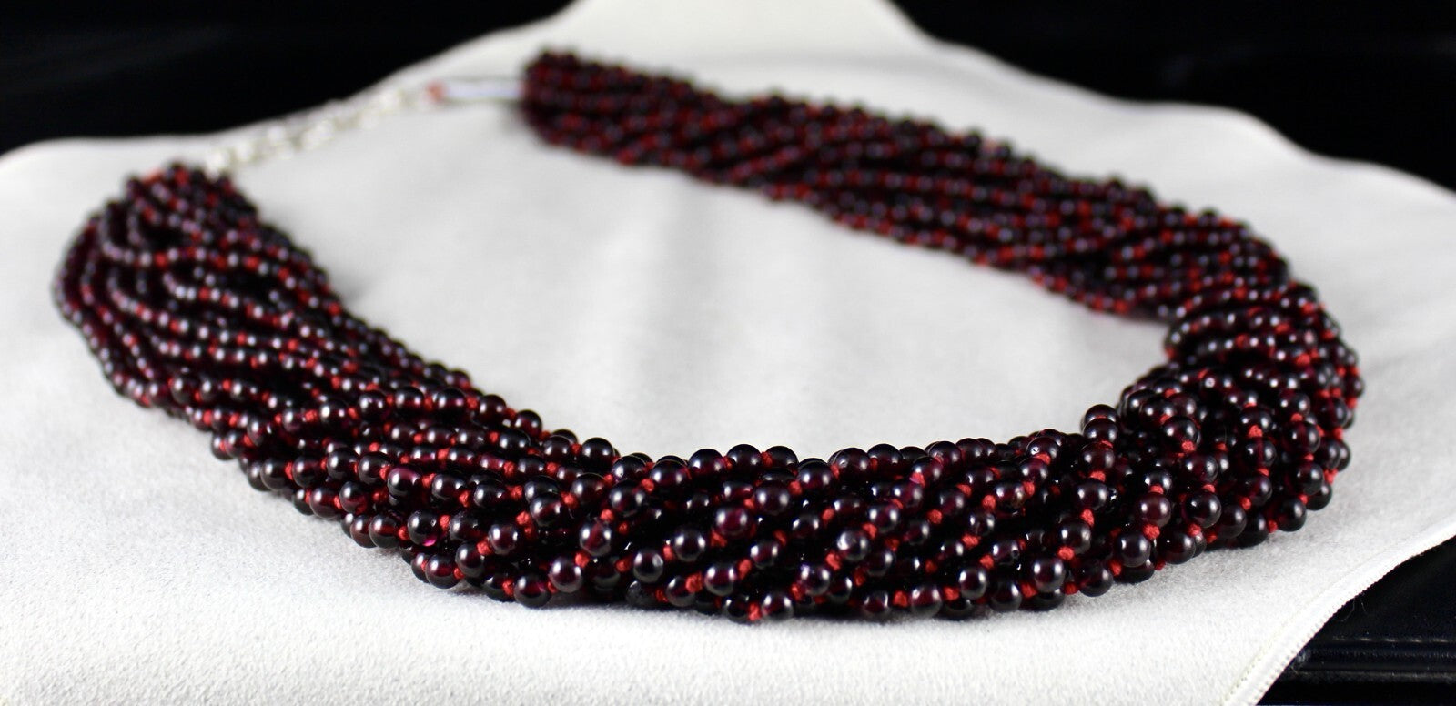 Natural Red Garnet Beads 2043 Ct Round Knotted 15 Line Gemstone Necklace