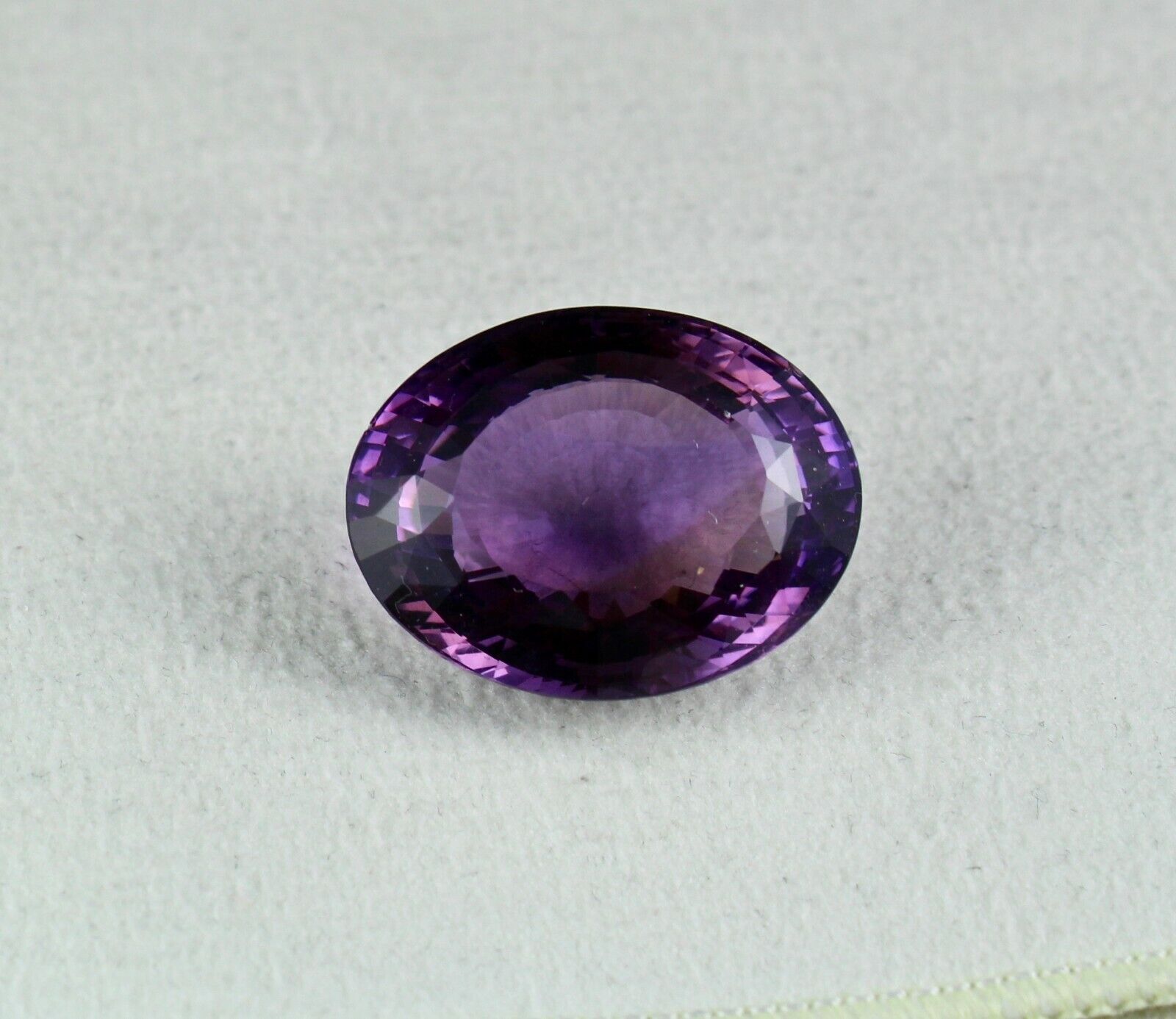 Top Natural Amethyst Oval Cut 27x21mm 51.50 Ct Loose Gemstone For Ring Pendant