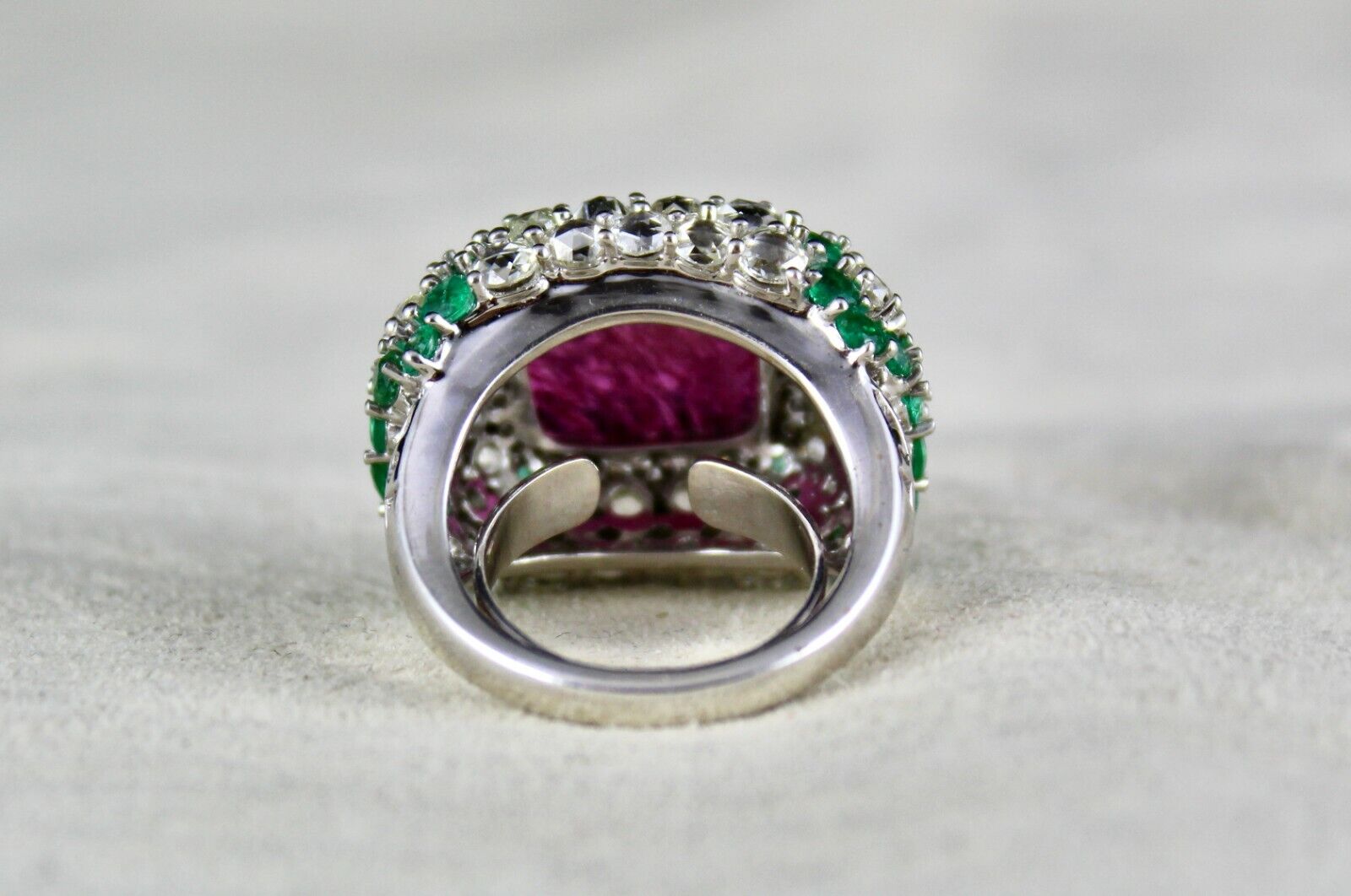 IMPORTANT NATURAL RUBY CUSHION ROSE CUT DIAMOND EMERALD 18K GOLD COCKTAIL RING