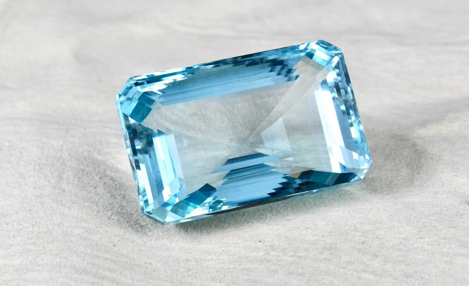 Certified Sky Blue Topaz 382 Ct Octagon 47x30mm Semi Precious Gemstone Pendant