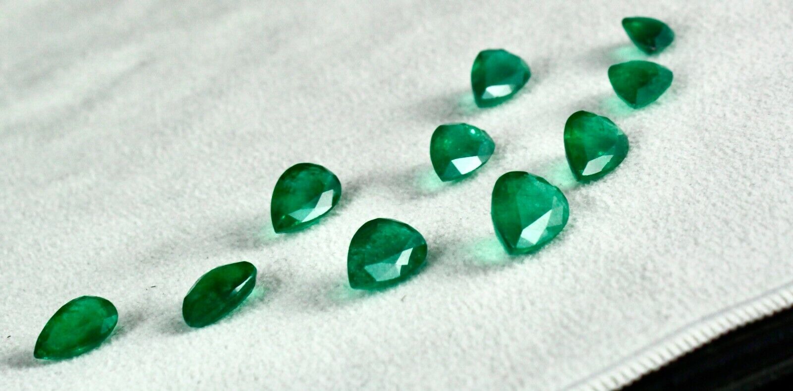 NATURAL ZAMBIA EMERALD PEAR CUT 10 PCS 27.31 CTS LOOSE GEMSTONE RING EARRING SET