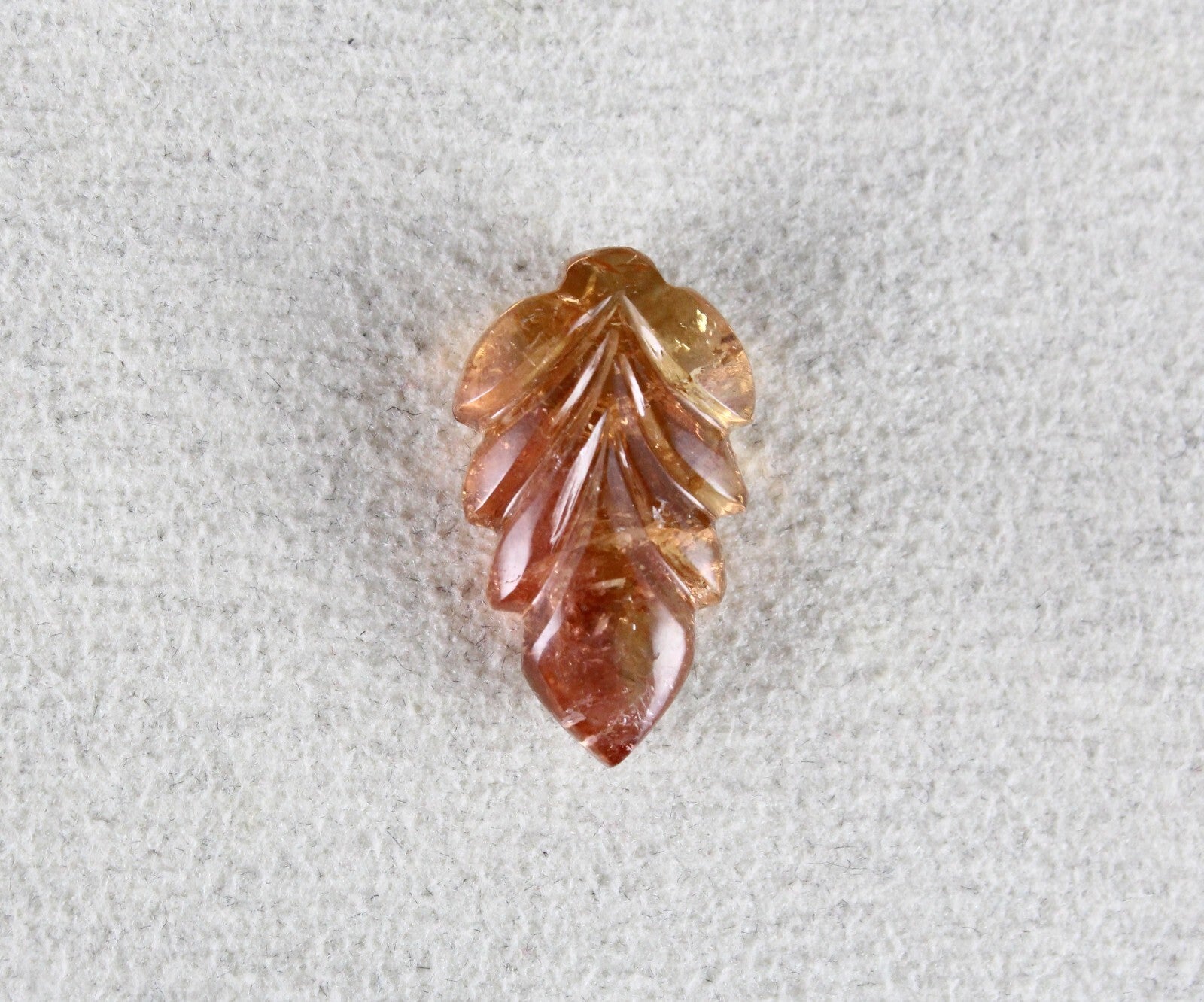 Natural Tourmaline 9.77ct Carved Leaf Gemstone For Ring Pendant Design