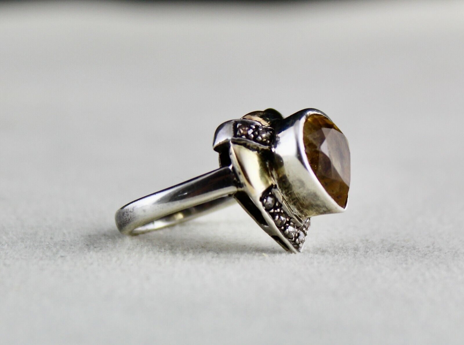 ANTIQUE NATURAL YELLOW CITRINE HEART CUT 18K GOLD DIAMOND SILVER VICTORIAN RING