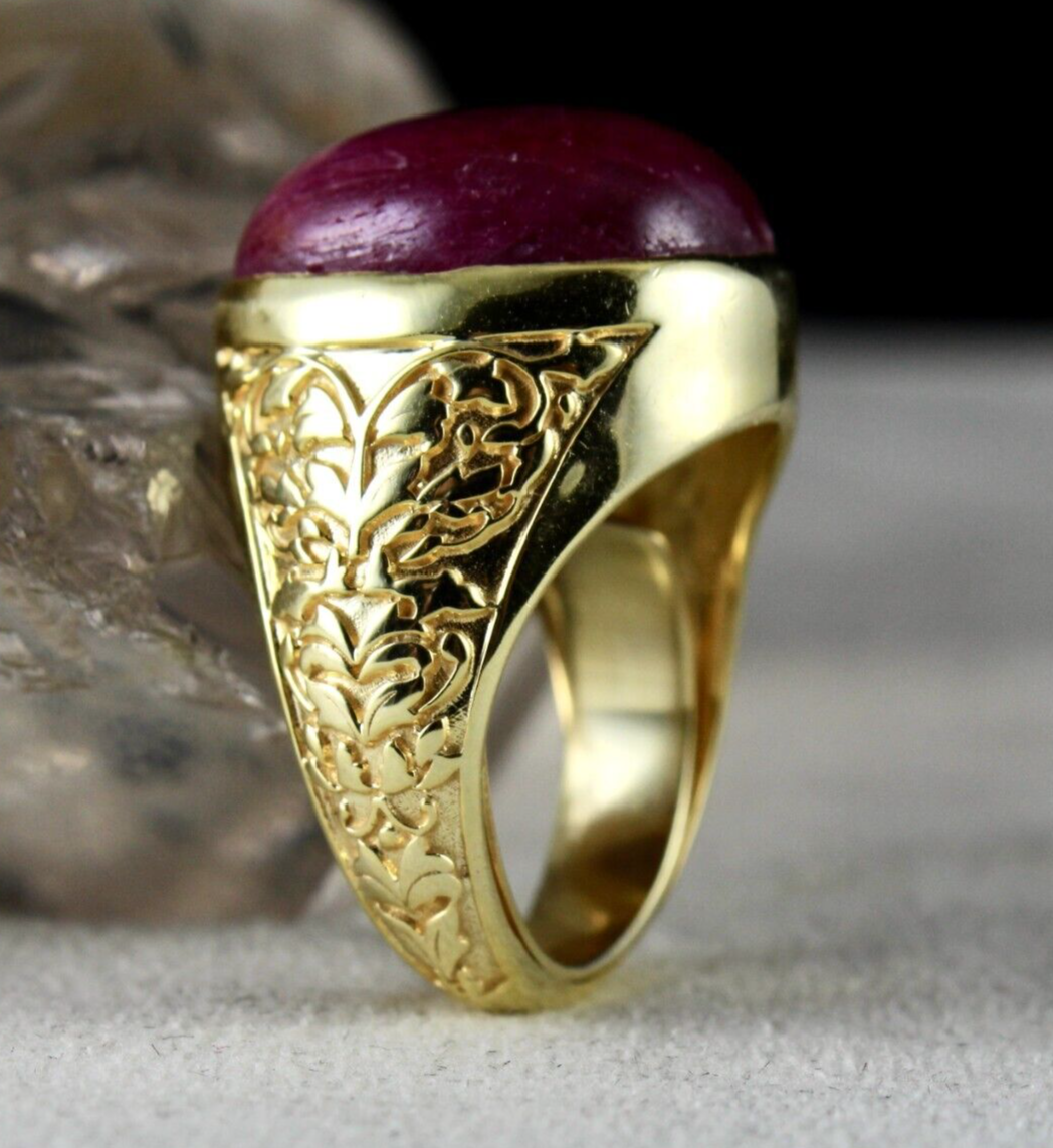 Big Red Natural Ruby 77.3ct Cabochon Engraved 925 Silver Gold Plated Ring