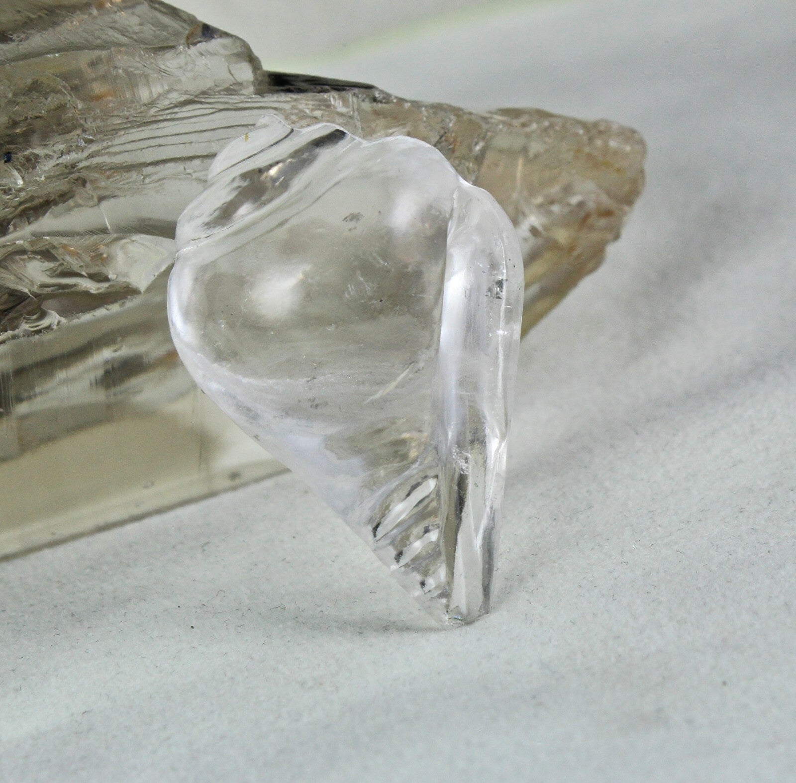 153 Ct Natural Rock Crystal Quartz Gemstone Carved Spiritual Decor Shank