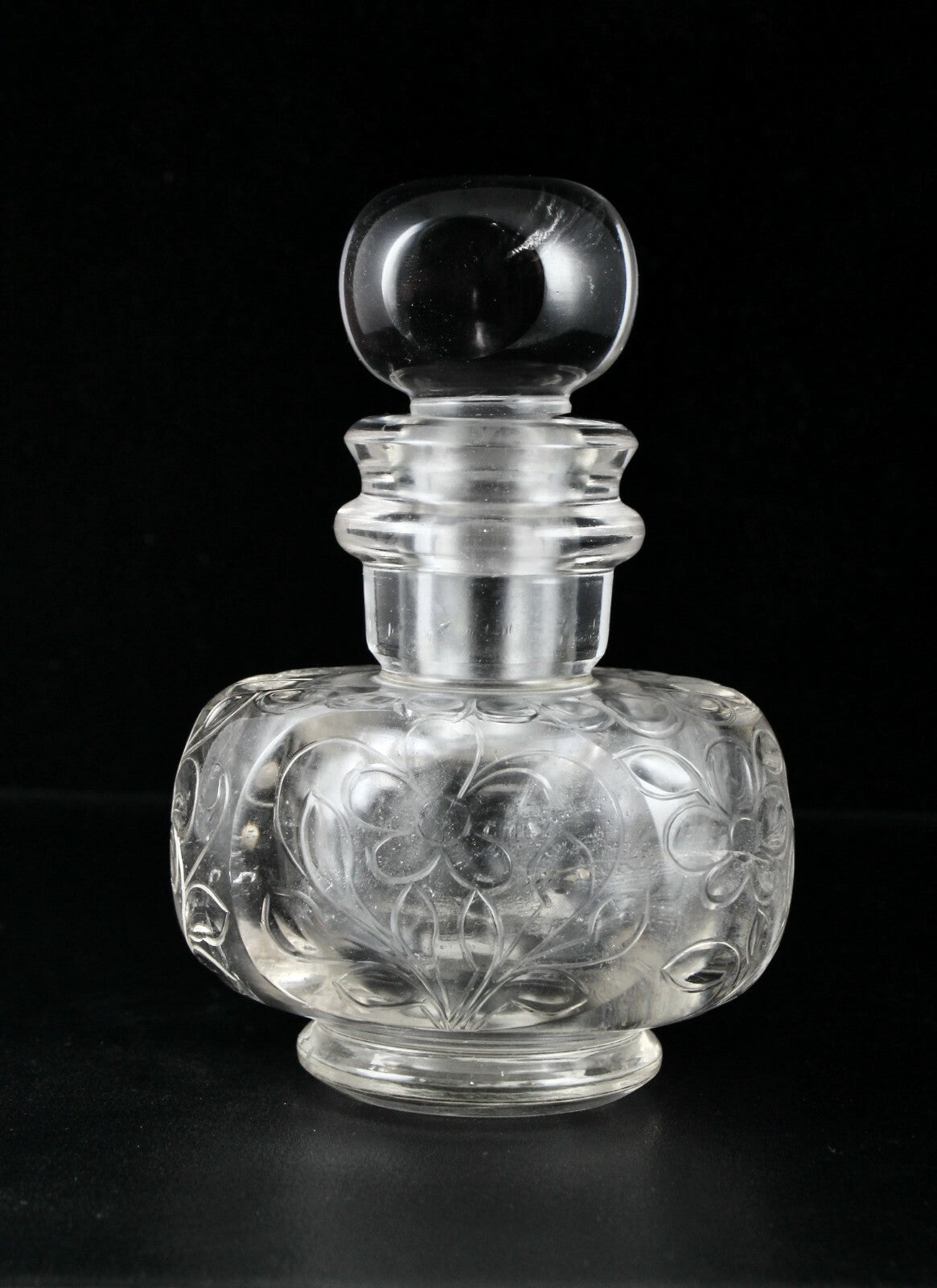 Certified Handcrafted Rock Crystal Quartz 2935 Ct Carved Perfume Bottle Decor