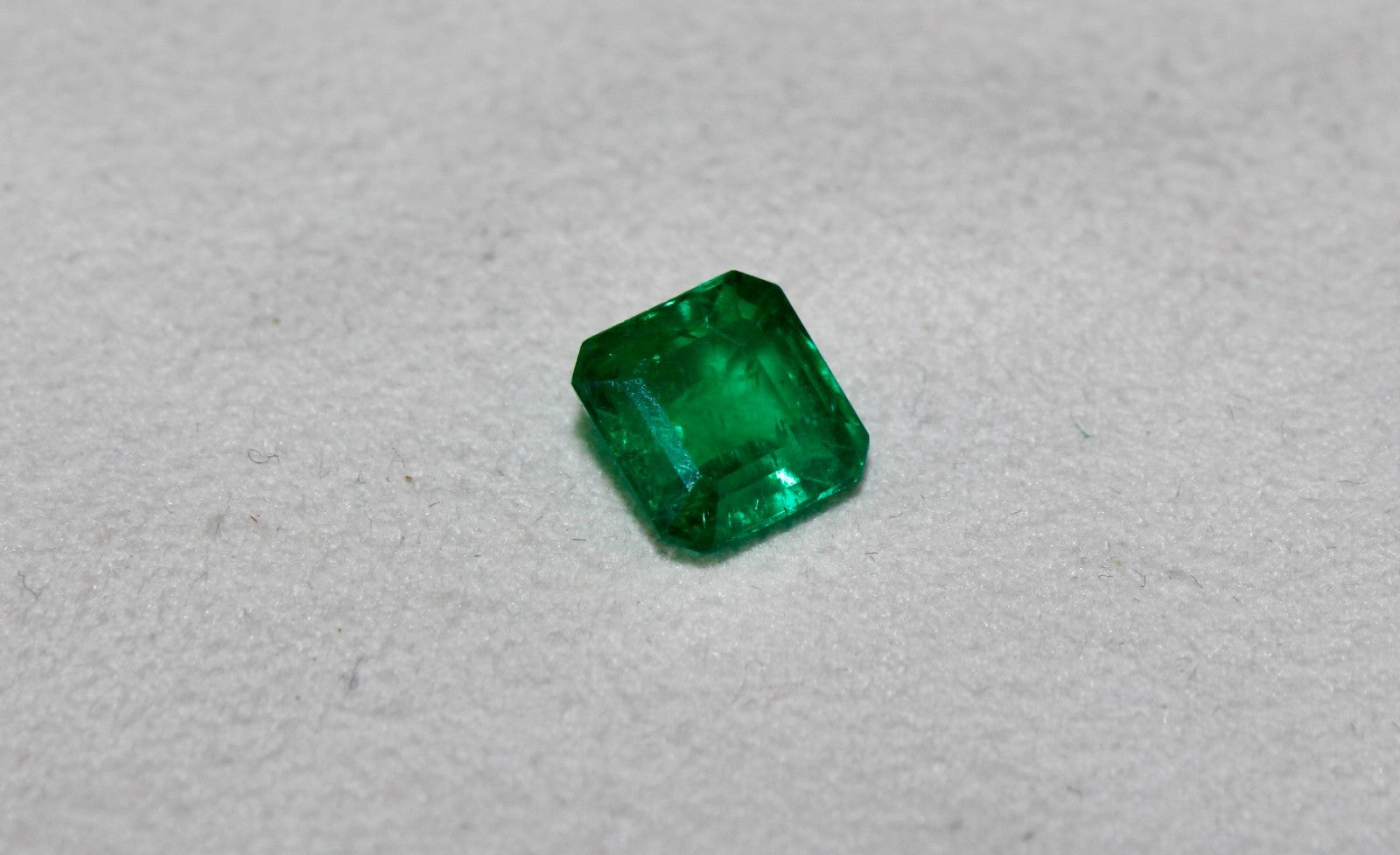 Certified Natural Emerald 4.99 Ct Octagon Cut Loose Gemstone for Ring Pendant