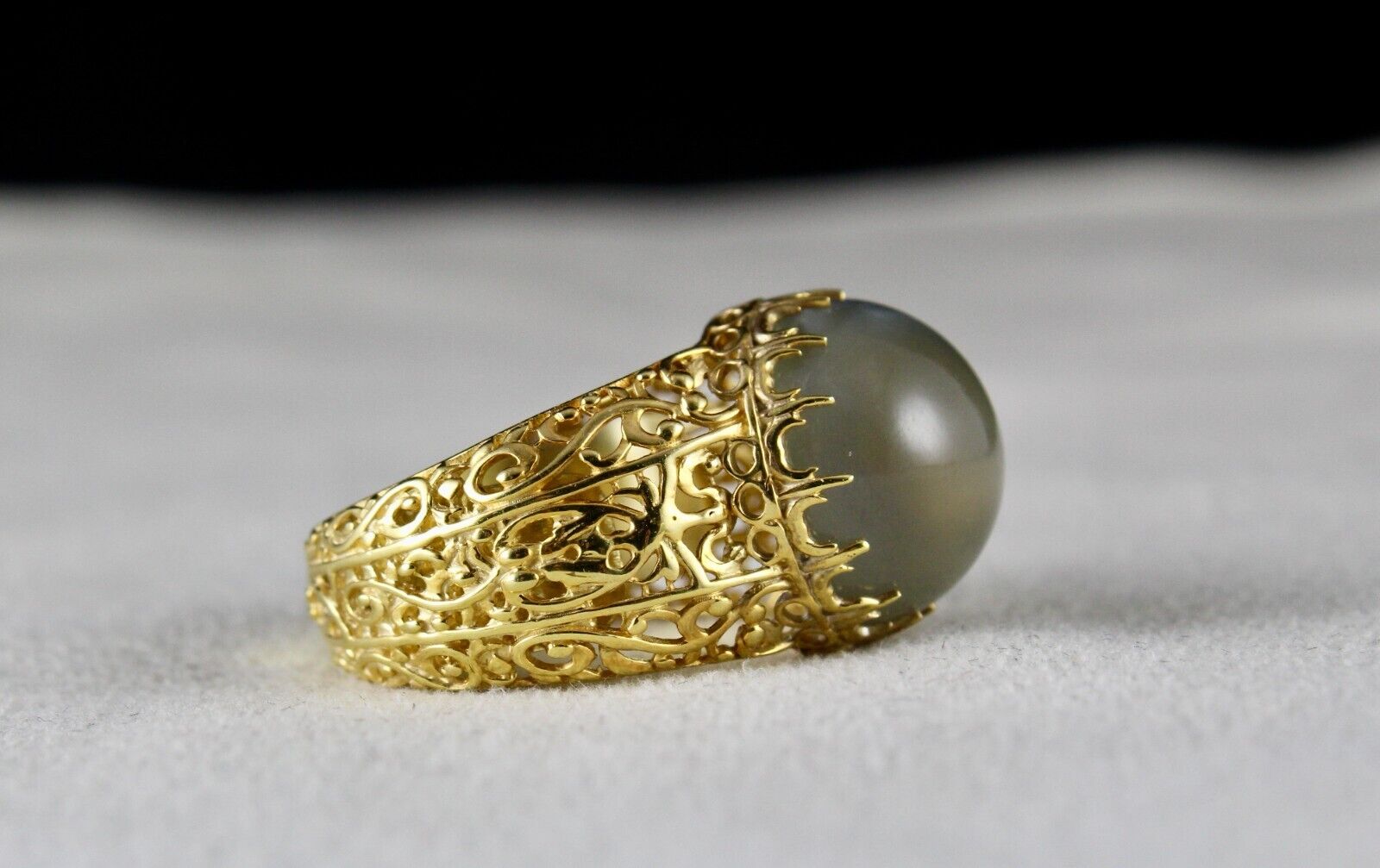 NATURAL MOONSTONE CABOCHON CARVED 925 STERLING SILVER FINE DESIGN GEMSTONE RING