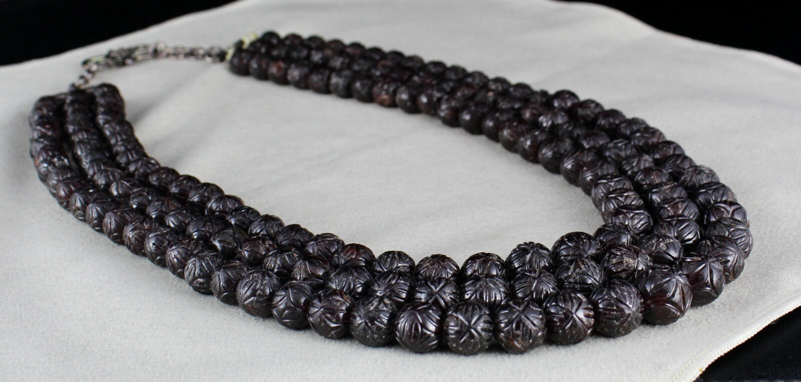 Certified Natural Red Garnet 1686ct Sterling Silver Carved Beads Necklace