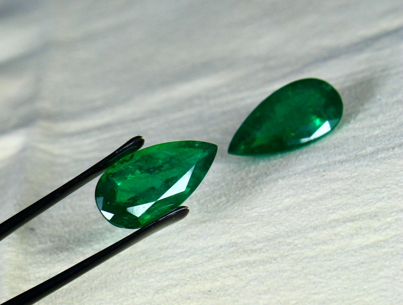 Certified Natural Zambia Emerald 19.02 Ct Pear Pair Loose Gemstone Earrings